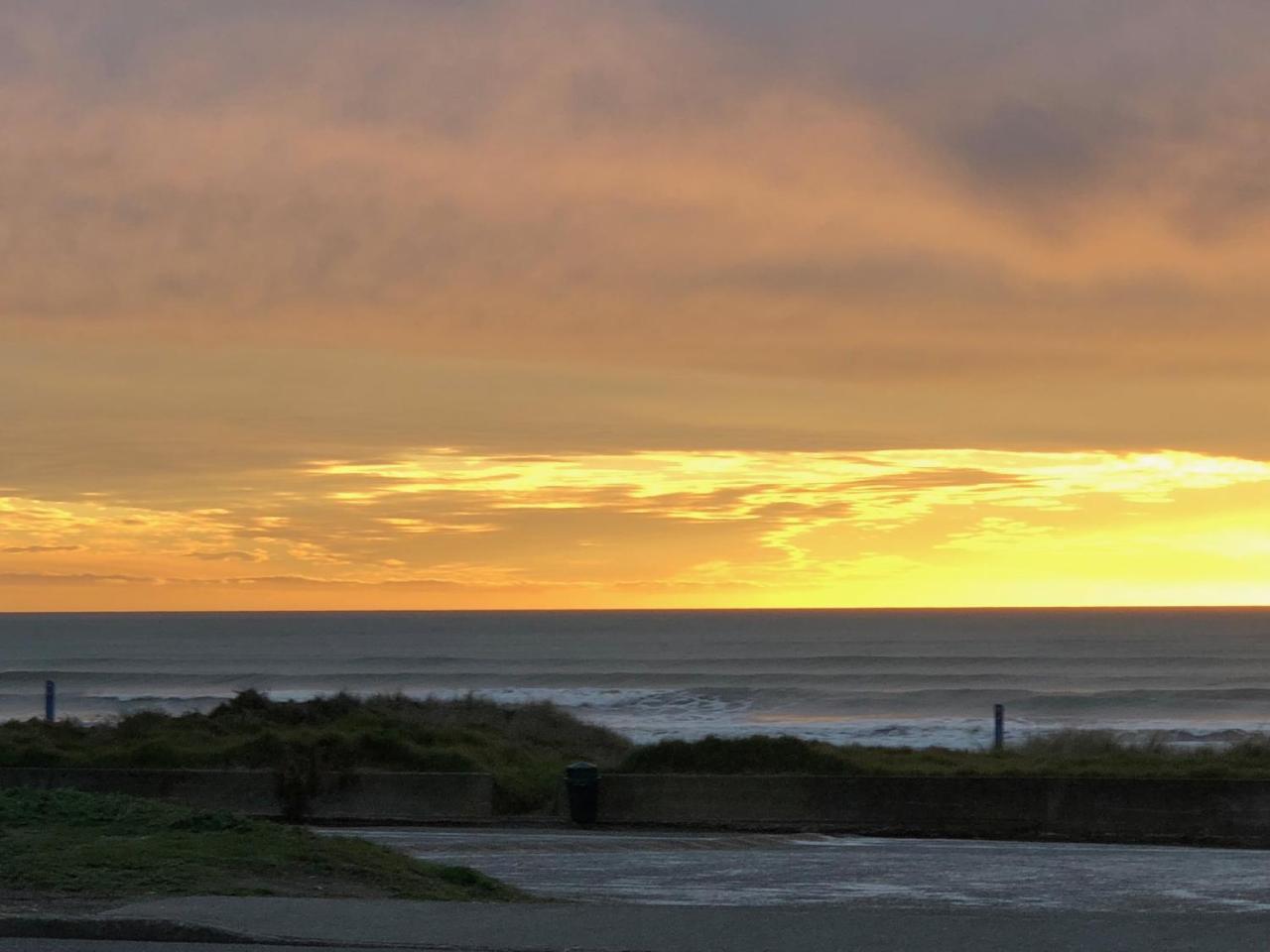 Otaki Beachfront Getaway Esterno foto